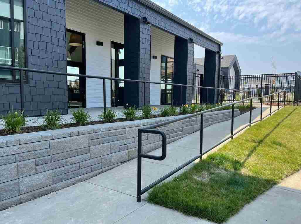 retaining wall in front of office building