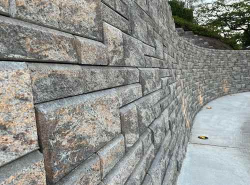 retaining wall curved